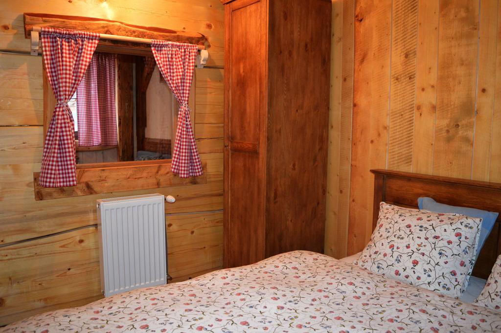 Vila Maria Hotel Tatranská Kotlina Zewnętrze zdjęcie