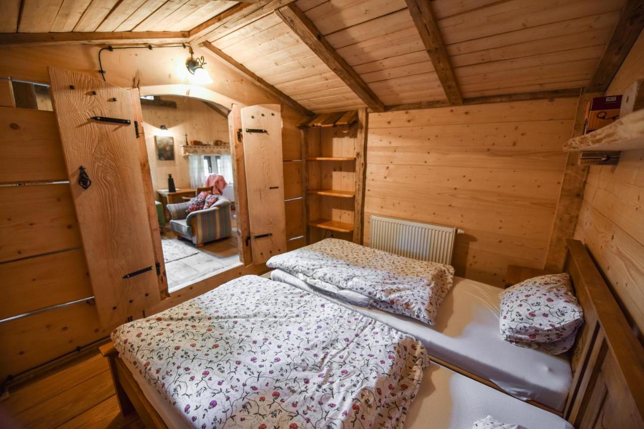 Vila Maria Hotel Tatranská Kotlina Zewnętrze zdjęcie